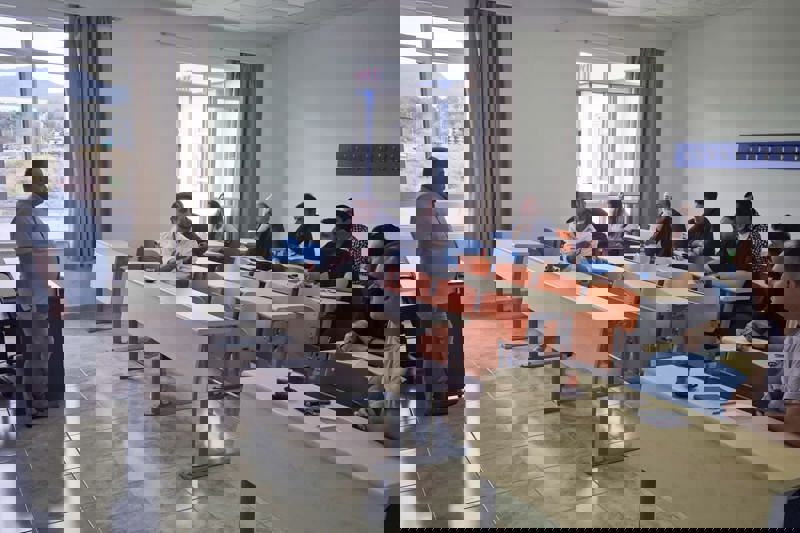 Yabancı Diller Yüksekokulumuzda Hizmetiçi Eğitim: Peer Observatıon Sürecinde Dikkat Edilmesi Gereken Hususlar